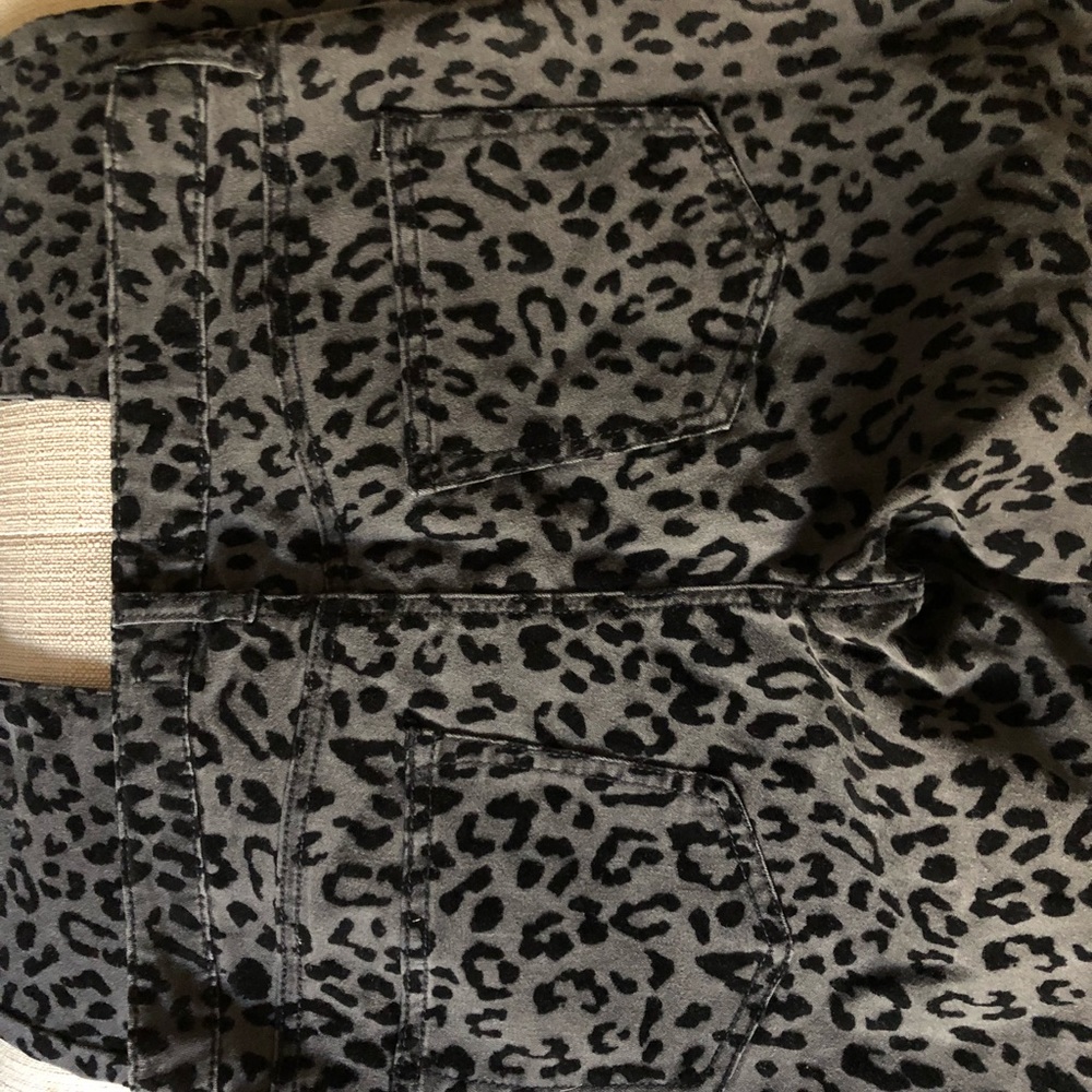 Leopard print jeans